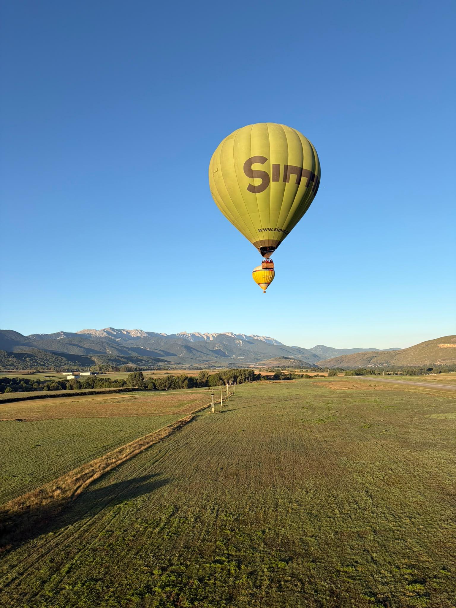 Thumbnail 2 for Ultramagic T-210 complete balloon EC-KLF