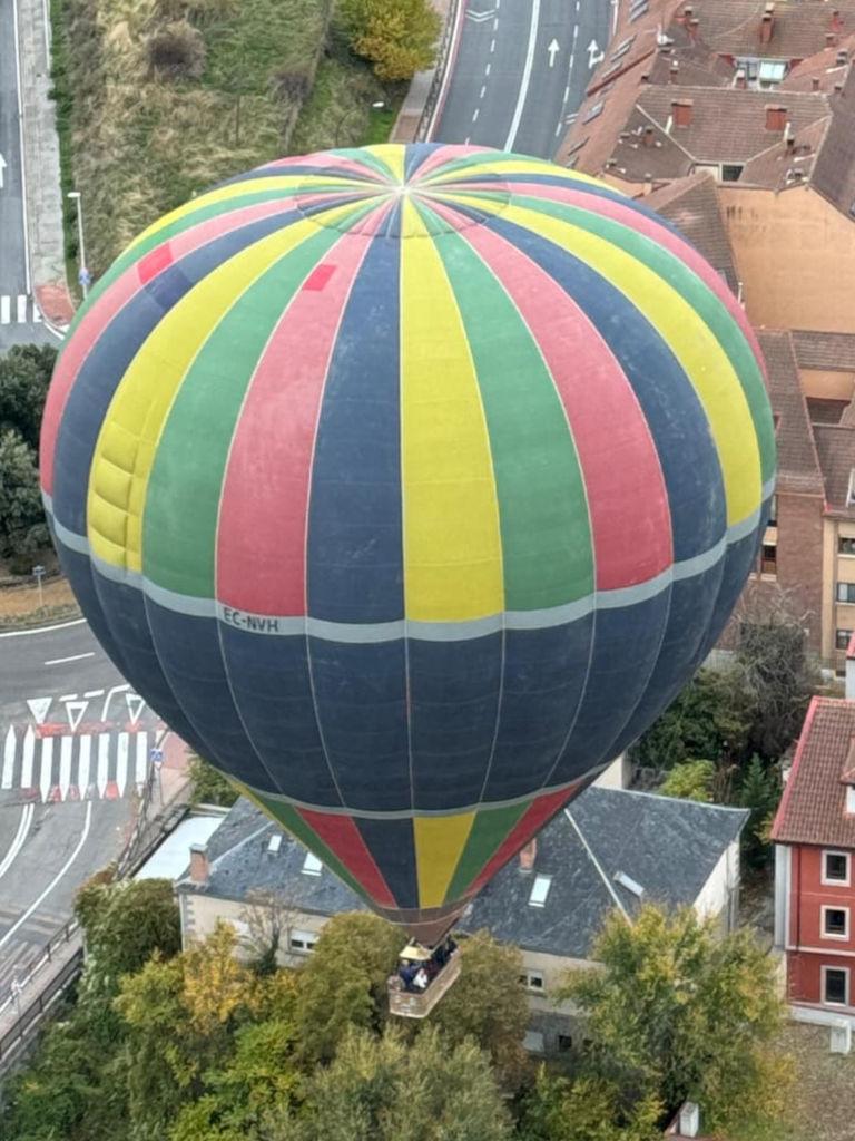 Thumbnail 2 for Cameron Z-350 complete balloon system - EC-NVH